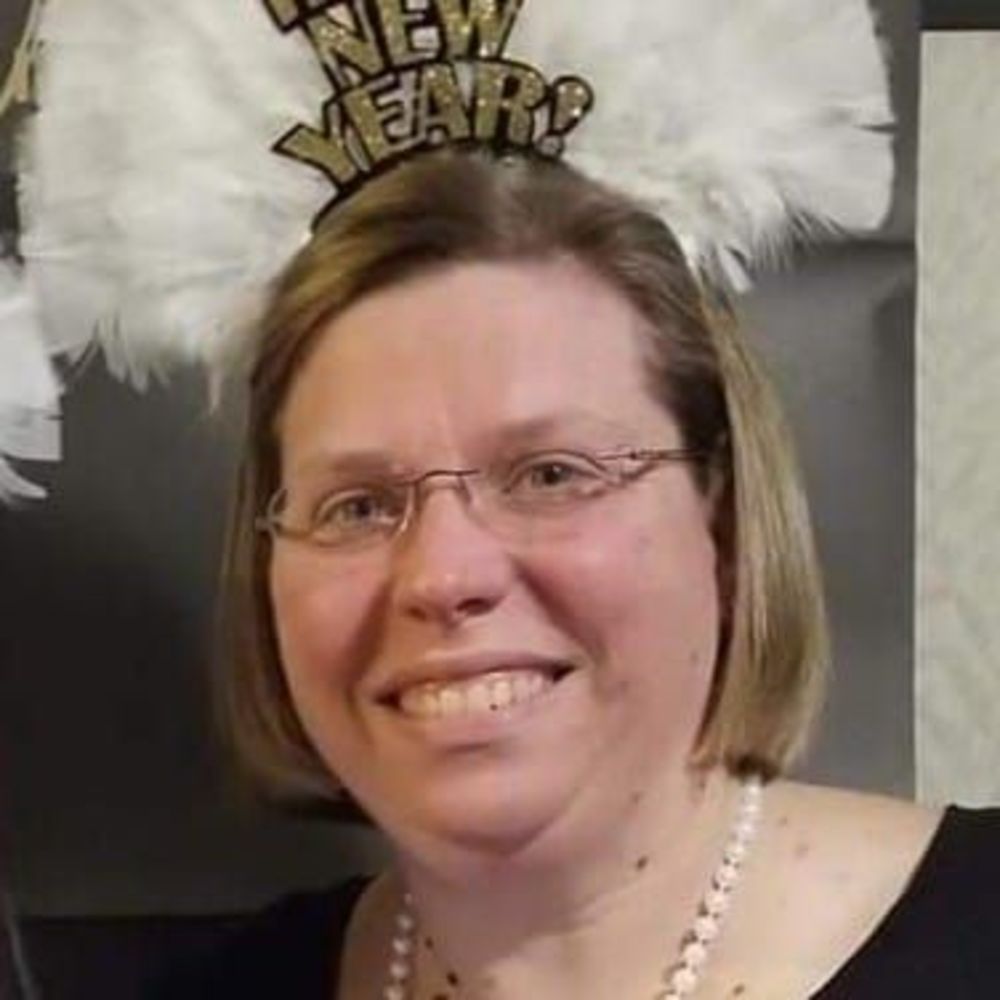 Meet your Posher, Crystal